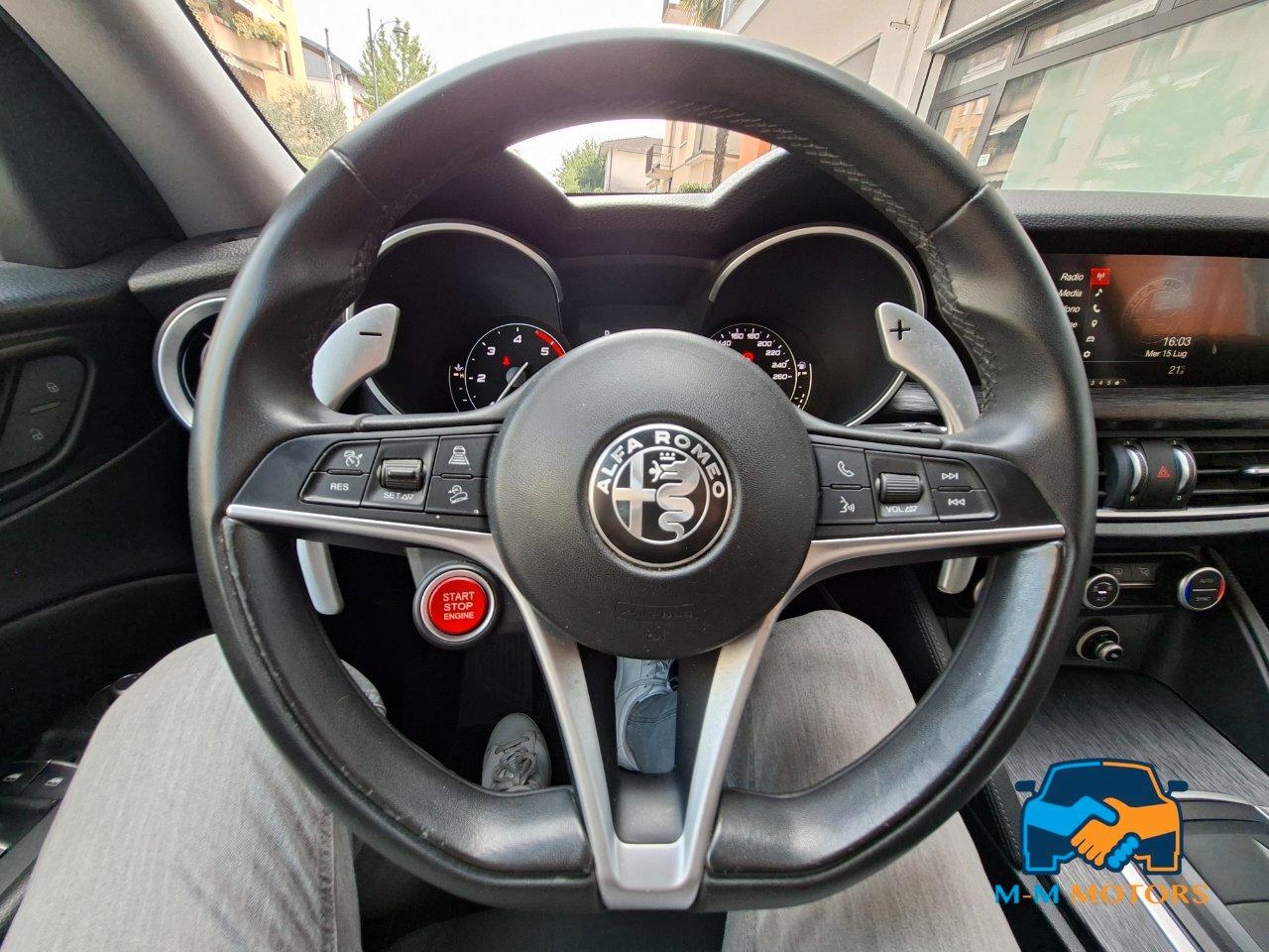Alfa Romeo Stelvio 2.2 t Super Q4 190cv cinghia nuova
