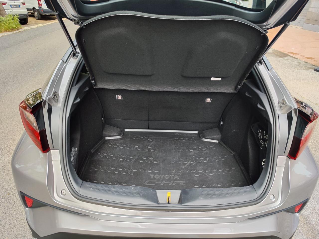 Toyota C-HR Hybrid Business NO OBBL. FINANZ.