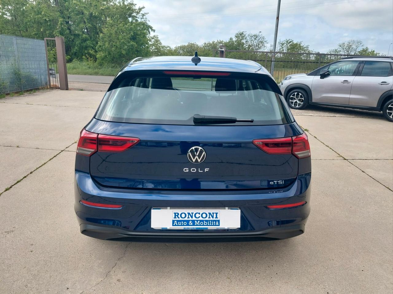 VOLKSWAGEN Golf 1.0 eTSI EVO DSG Life - 2023