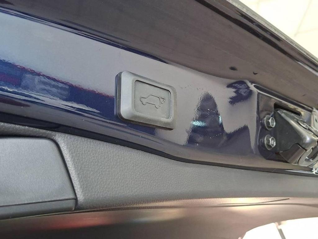 Toyota RAV4 2.5 VVT-iE Hybrid Style 2WD E-CVT