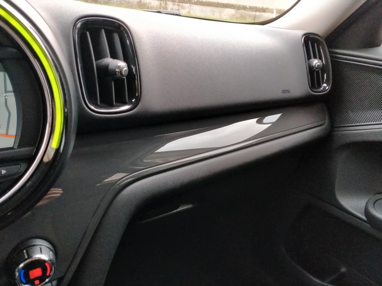 MINI One D COUNTRYMAN 1.5D 116CV AUTOMATICO NAVI / BLACK LINE KM 32000