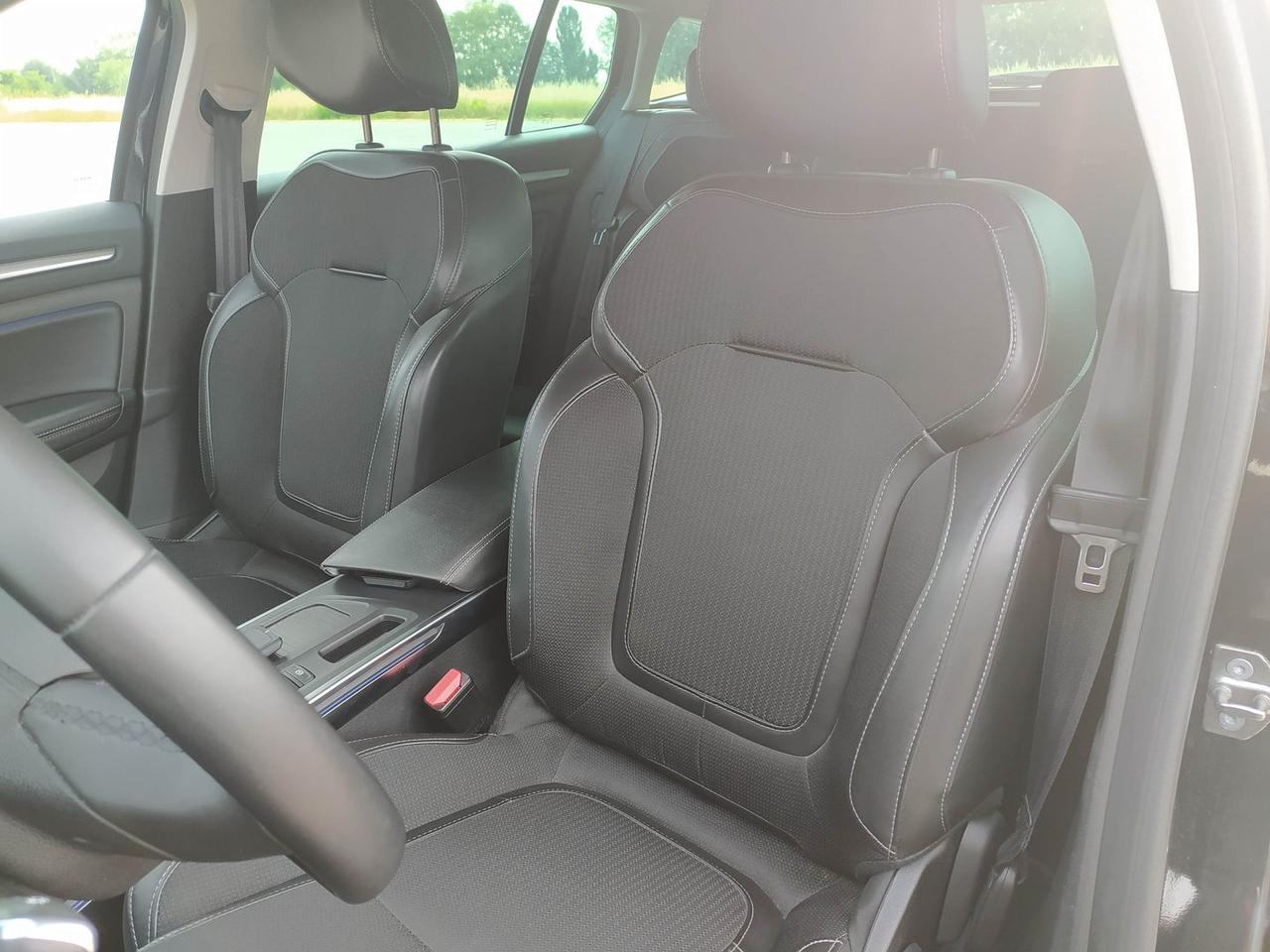 Renault Megane Techno 1.5 Blue dCi 115 #11517