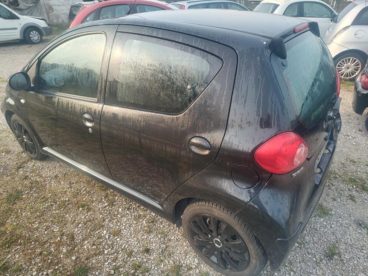 Toyota Aygo 1.0 12V VVT-i 5 porte