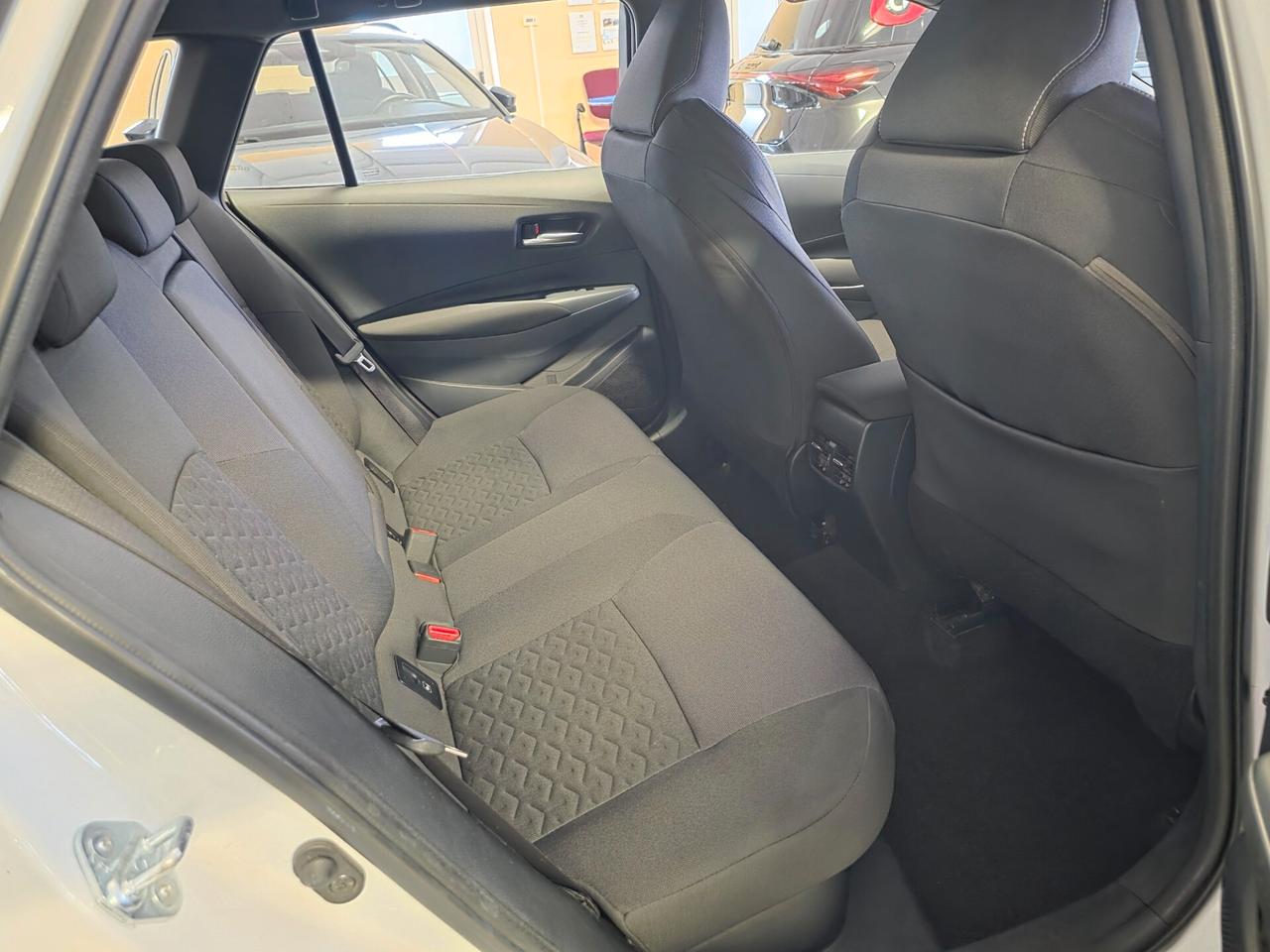 Toyota Corolla 1.8 Hybrid AUTOCARRO N1 4 POSTI +IVA