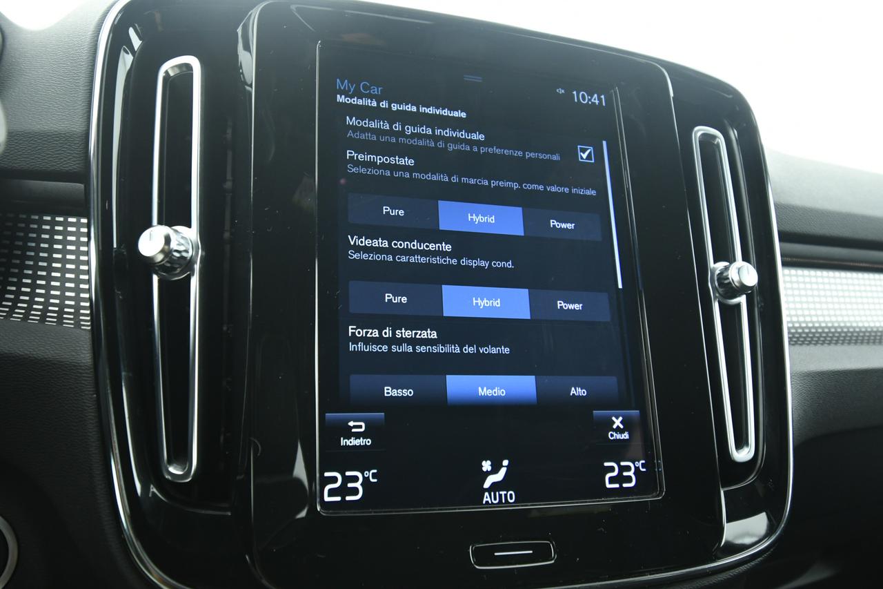 VOLVO XC40 1.5 t4 phev R-design auto my21 NEOPATENTATI+CAMERA