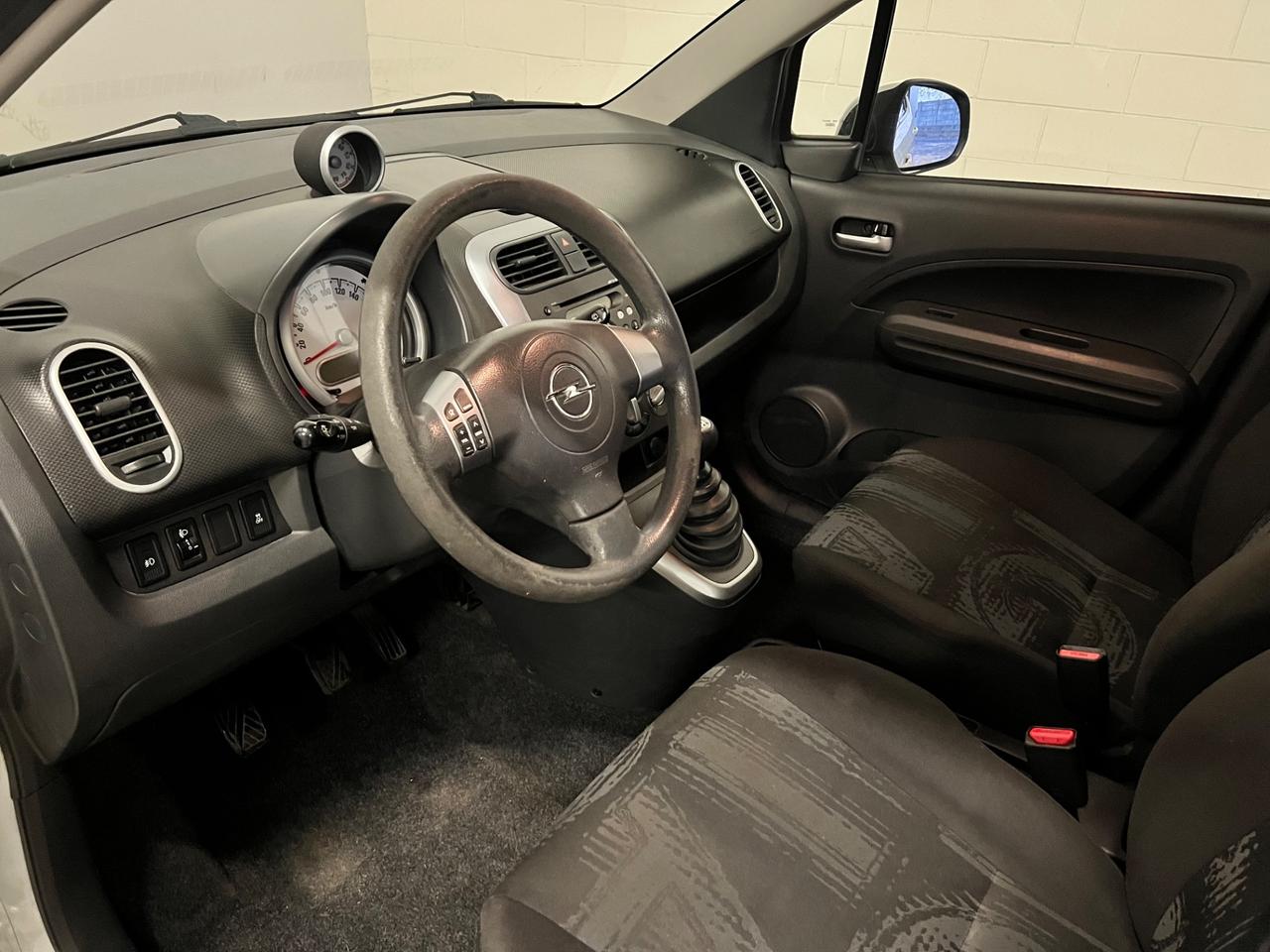 Opel Agila 1.0 12V 68 CV Ecotec