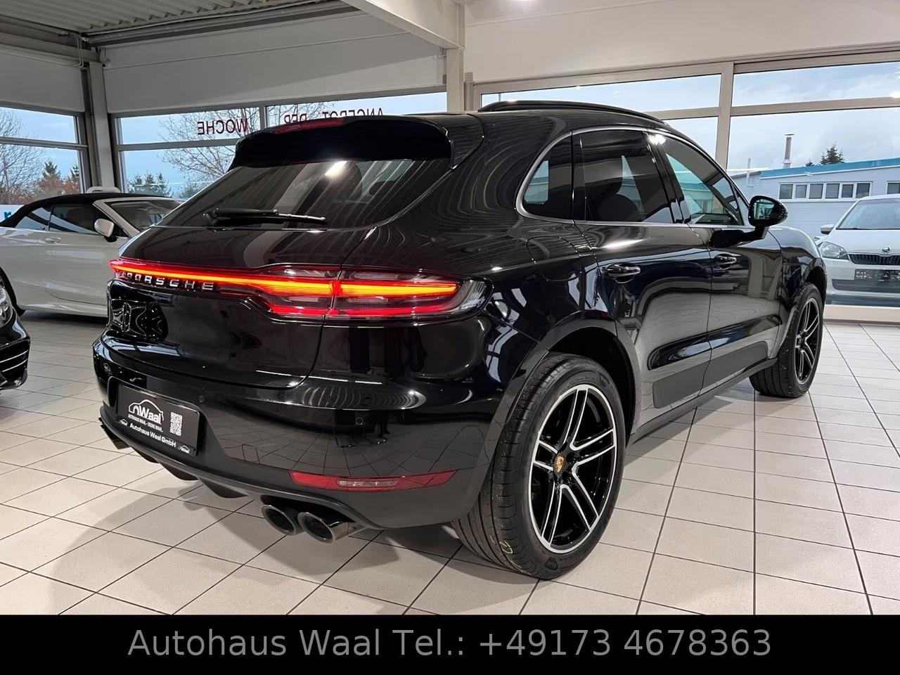 Porsche Macan 2.0 TETTO-NAVI-PELLE-TELECAMERA-SERVICE