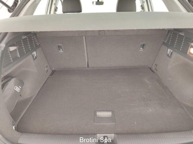 Audi Q2 Q2 35 TFSI Business