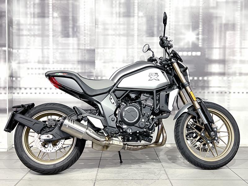 CFMoto 700 CL-X Heritage