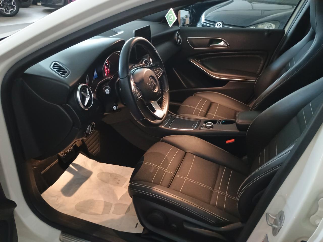 Mercedes-benz A 200 d Automatic Business