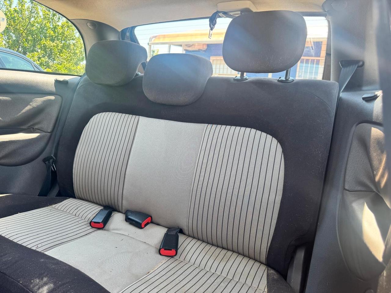 Lancia Ypsilon 1.4 Platino