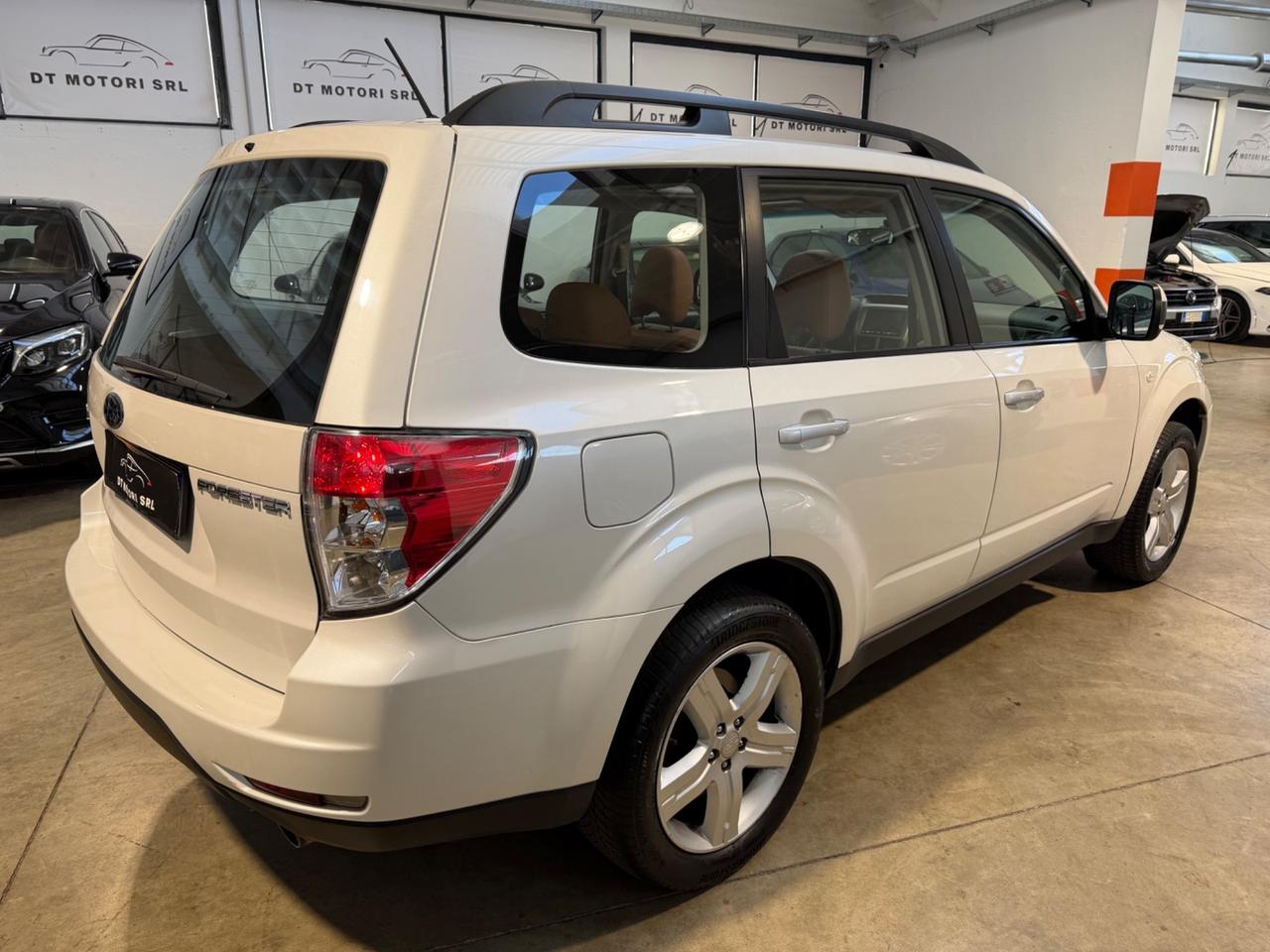 Subaru Forester 2.0 4WD TAGLIANDI SUBARU-UNICOPROP-TETTO-AUTOMATICO