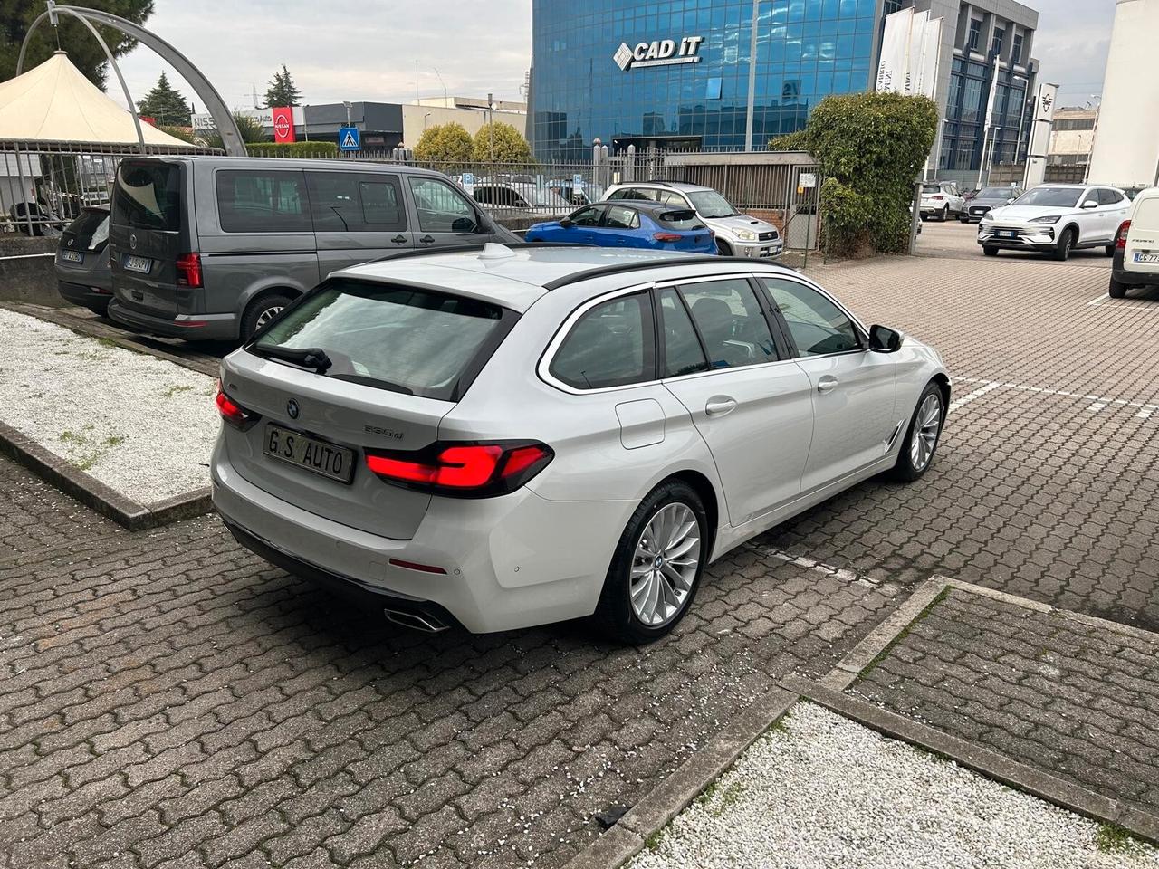 BMW 530d Touring mhev 48V xdrive Luxury DANNEGGIATA