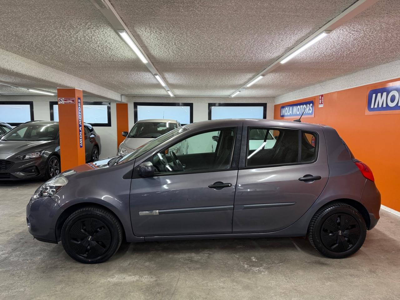 Renault Clio 1.2 16V 5 porte Dynamique