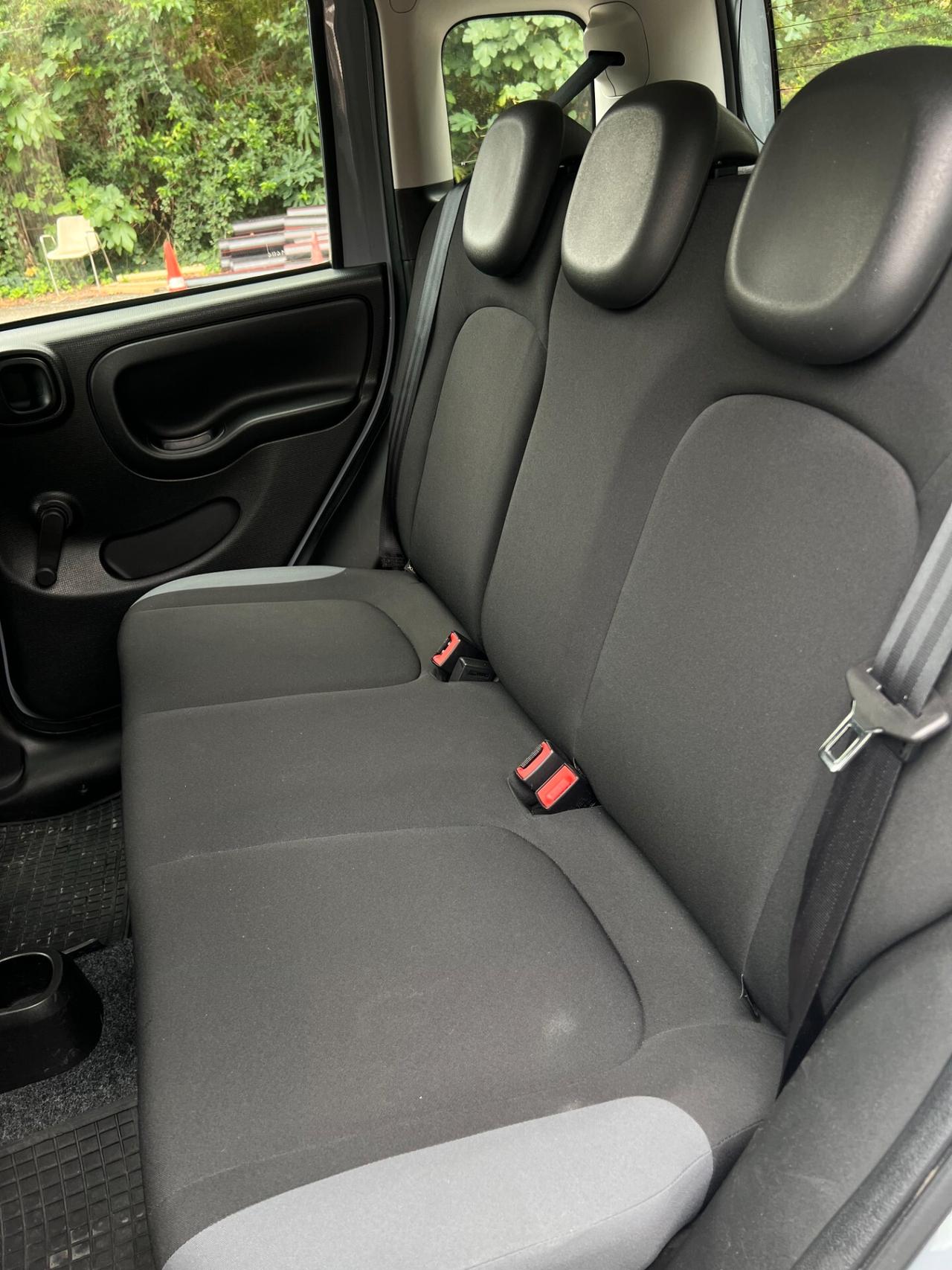 ADATTA PER NEOPATENTATI Fiat Panda 1.2 Lounge