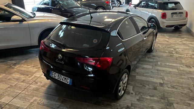 ALFA ROMEO Giulietta 1.6 JTDm-2 105 CV Distinctive