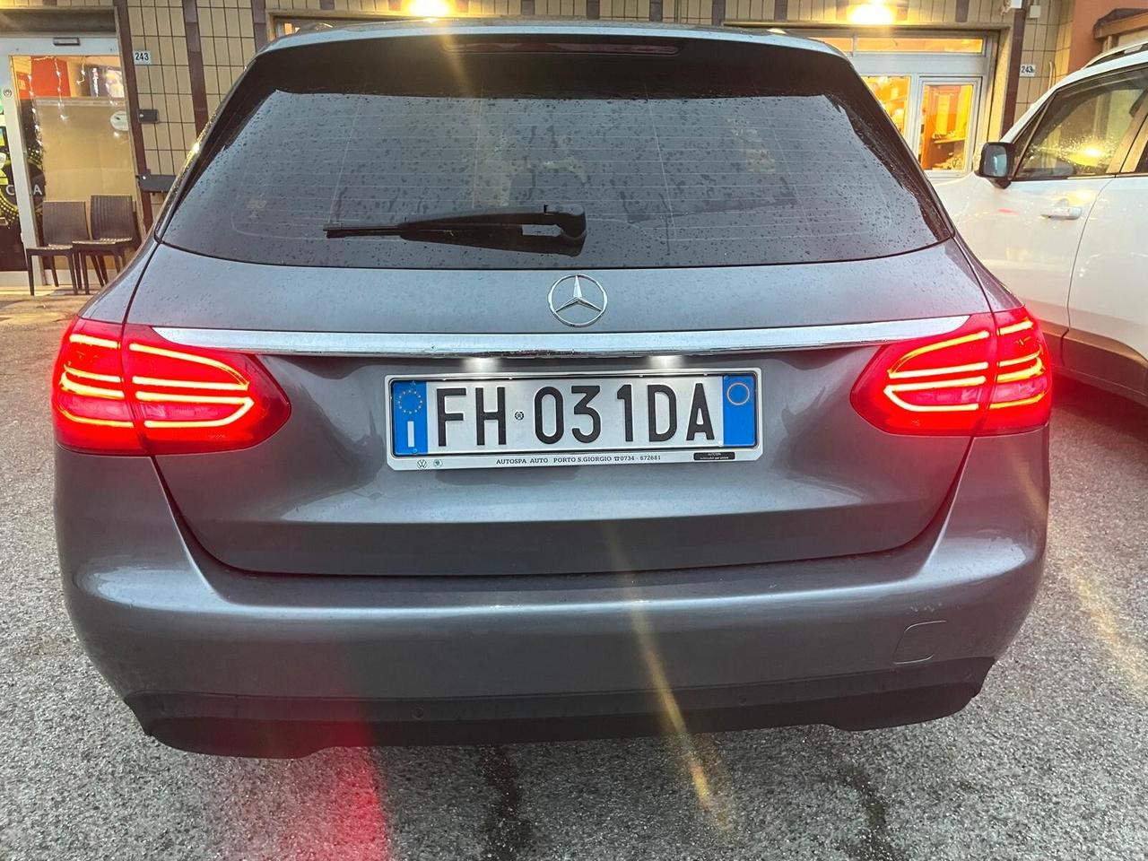Mercedes-benz C 200 d S.W. Auto Premium (AMG) Automatico 135 mila km