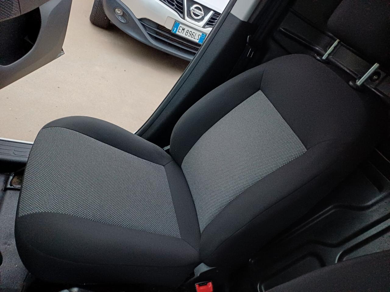 Fiat doblo 1.6 mjt 105 cv frigo