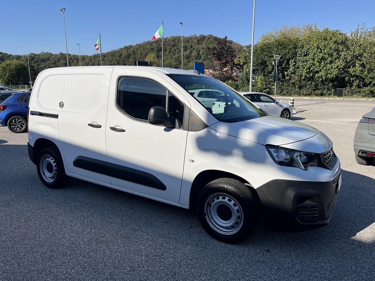 PEUGEOT PARTNER 1500 HDI 100 CV 3 POSTI