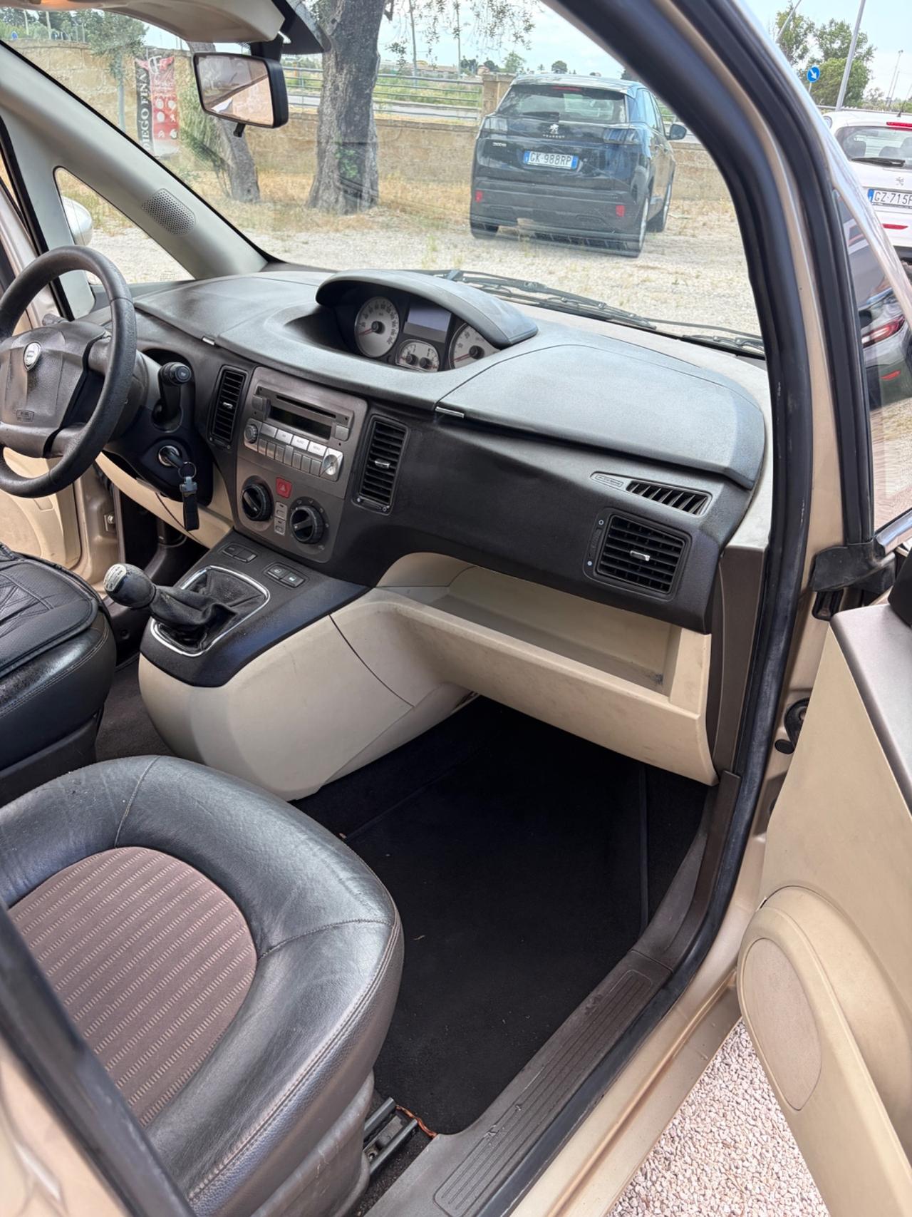 Lancia MUSA 1.3 Multijet 16V 70 CV Oro full