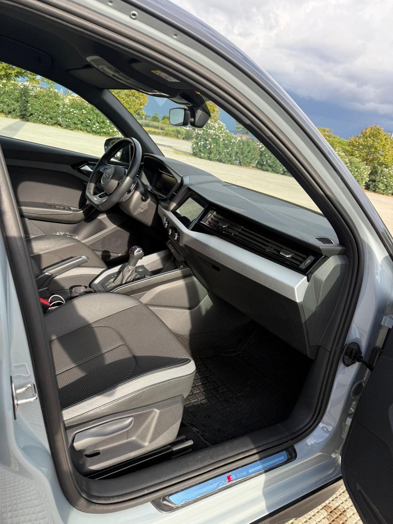 Audi A1 SPB 30 TFSI S tronic line edition