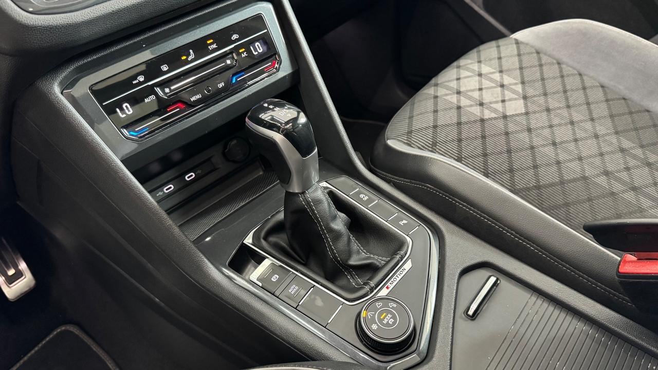 Volkswagen Tiguan 2.0 TDI 200 CV SCR DSG 4MOTION R-Line