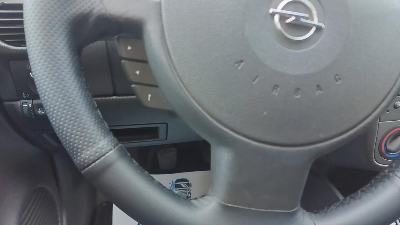 Opel Corsa COSMO 1.3 CDTi 70CV COME NUOVA