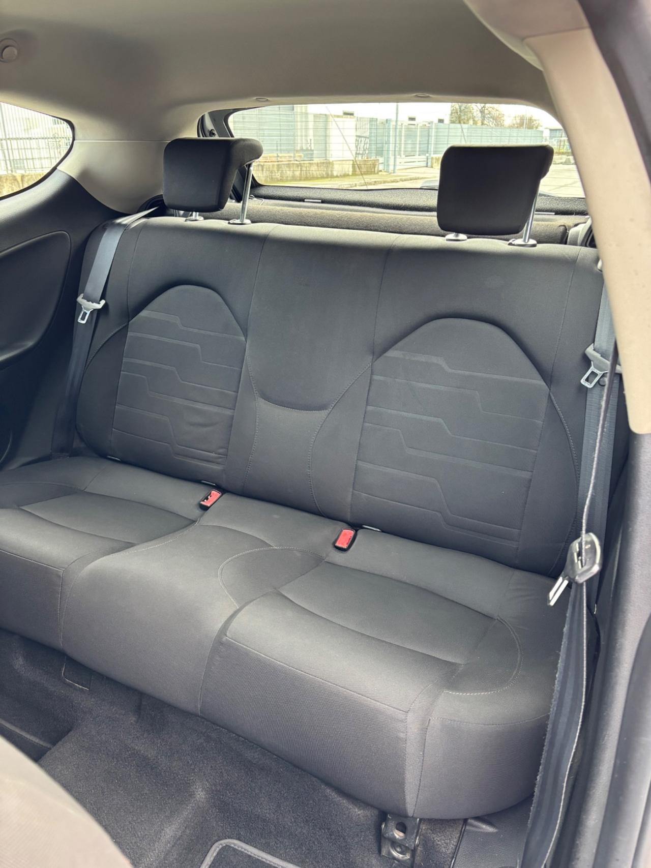 Alfa Romeo MiTo 1.4 78 CV Distinctive