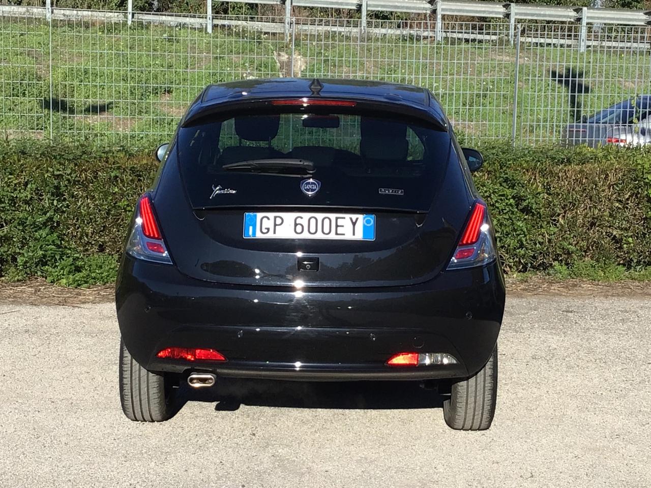 Lancia Ypsilon 1.0 FireFly 5 porte S&S Hybrid Gold Plus