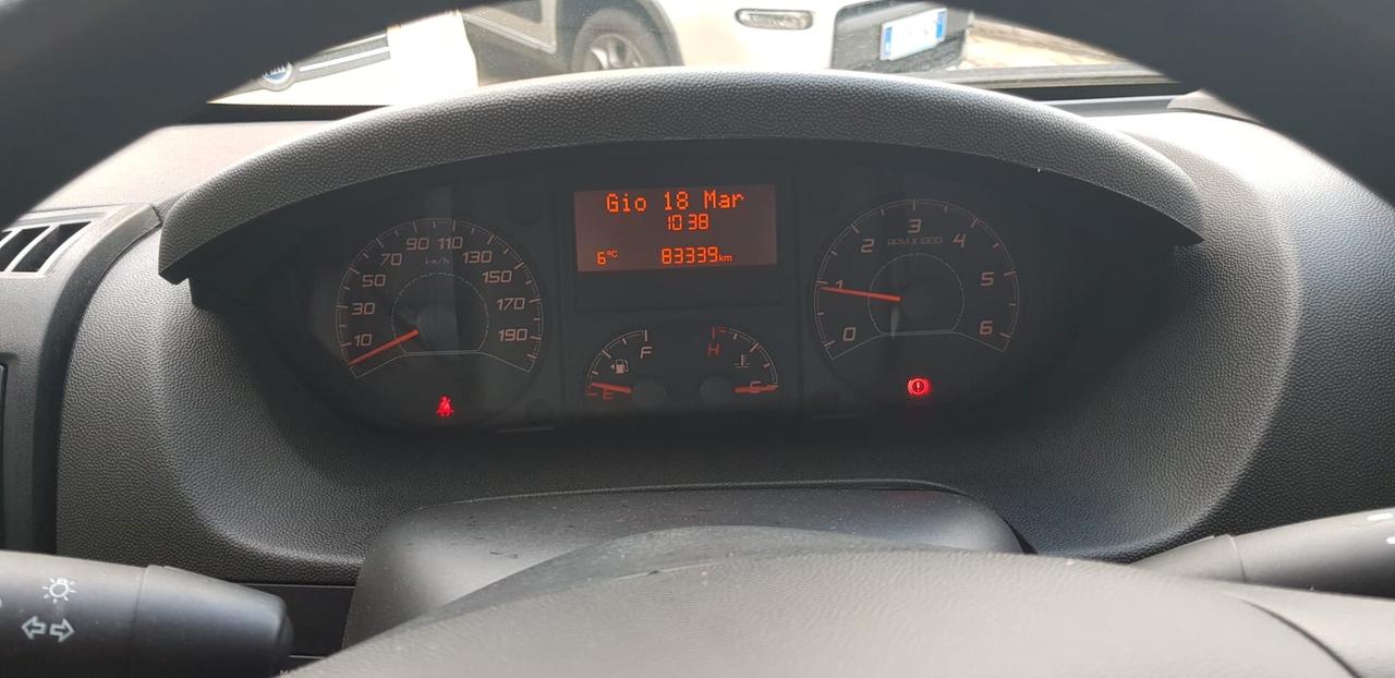 Peugeot Boxer 330 2.2 BlueHDi 120 S&S PC-TN Furgone