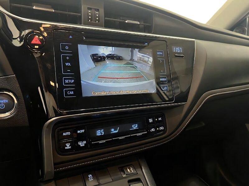 Toyota Auris 1.8 Hybrid Style