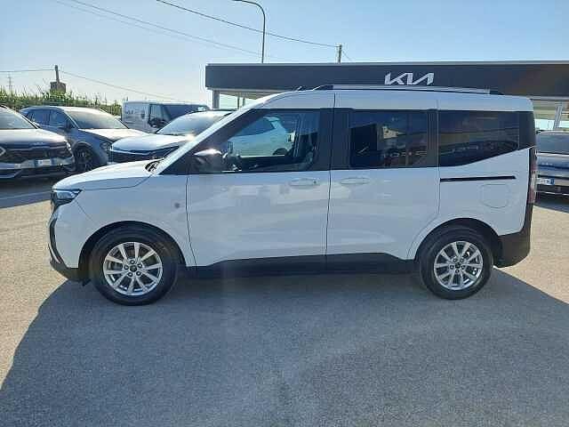 Ford Tourneo Courier 1.0 EcoBoost Powershift Titanium