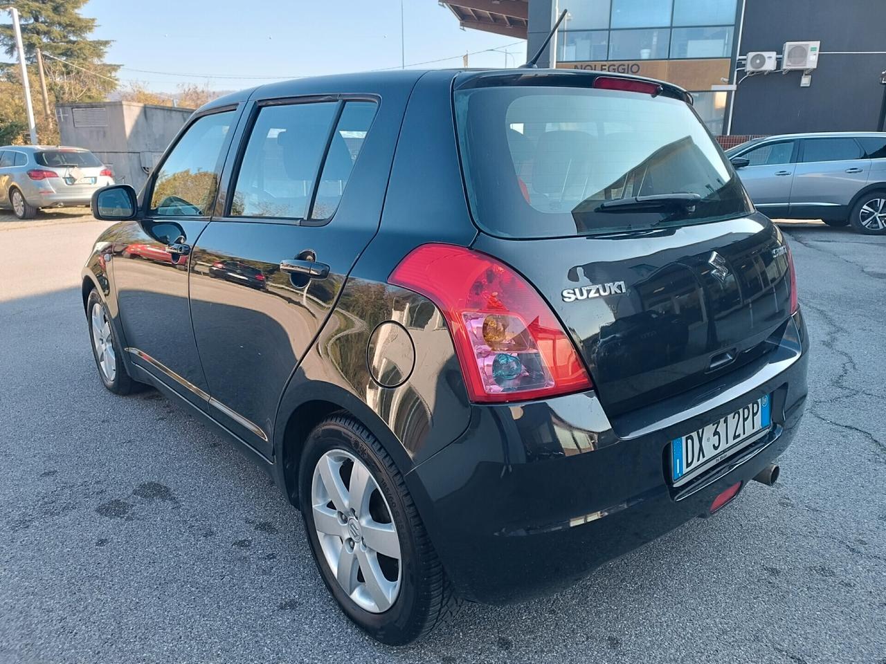 Suzuki Swift 1.3 GPL garanzia