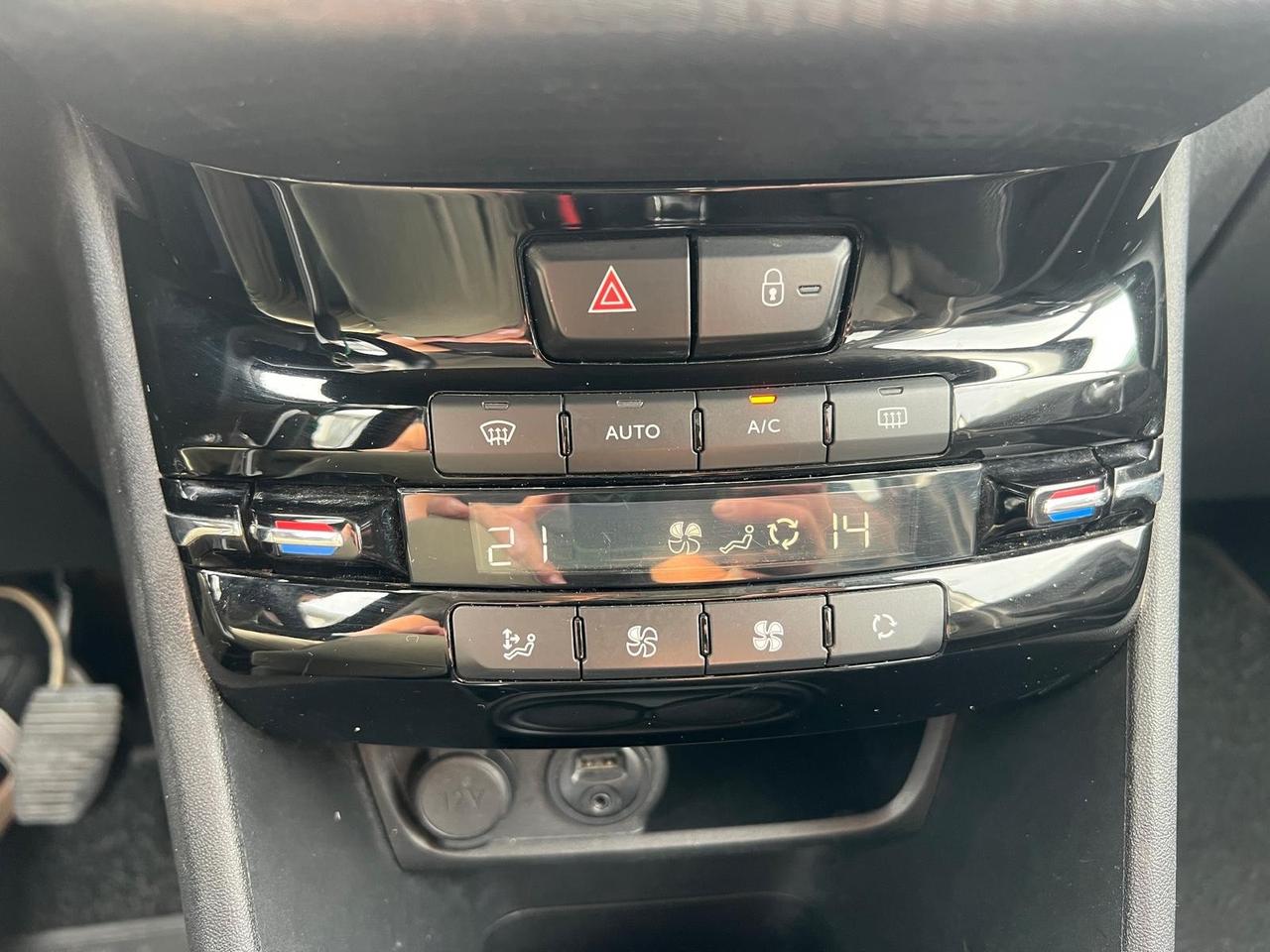 Peugeot 208 BlueHDi 75 5 porte Allure