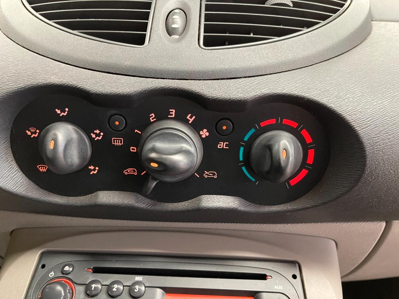 Renault Twingo Dynamique 1.2 60cv-Ok Neopatentati-LEGGI SOTTO