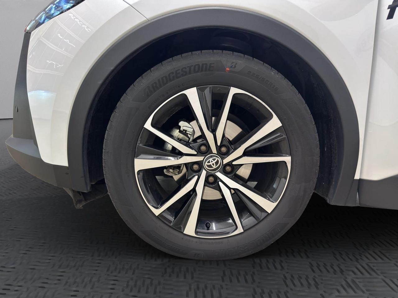 Toyota C-HR 1.8 hev Trend fwd e-cvt