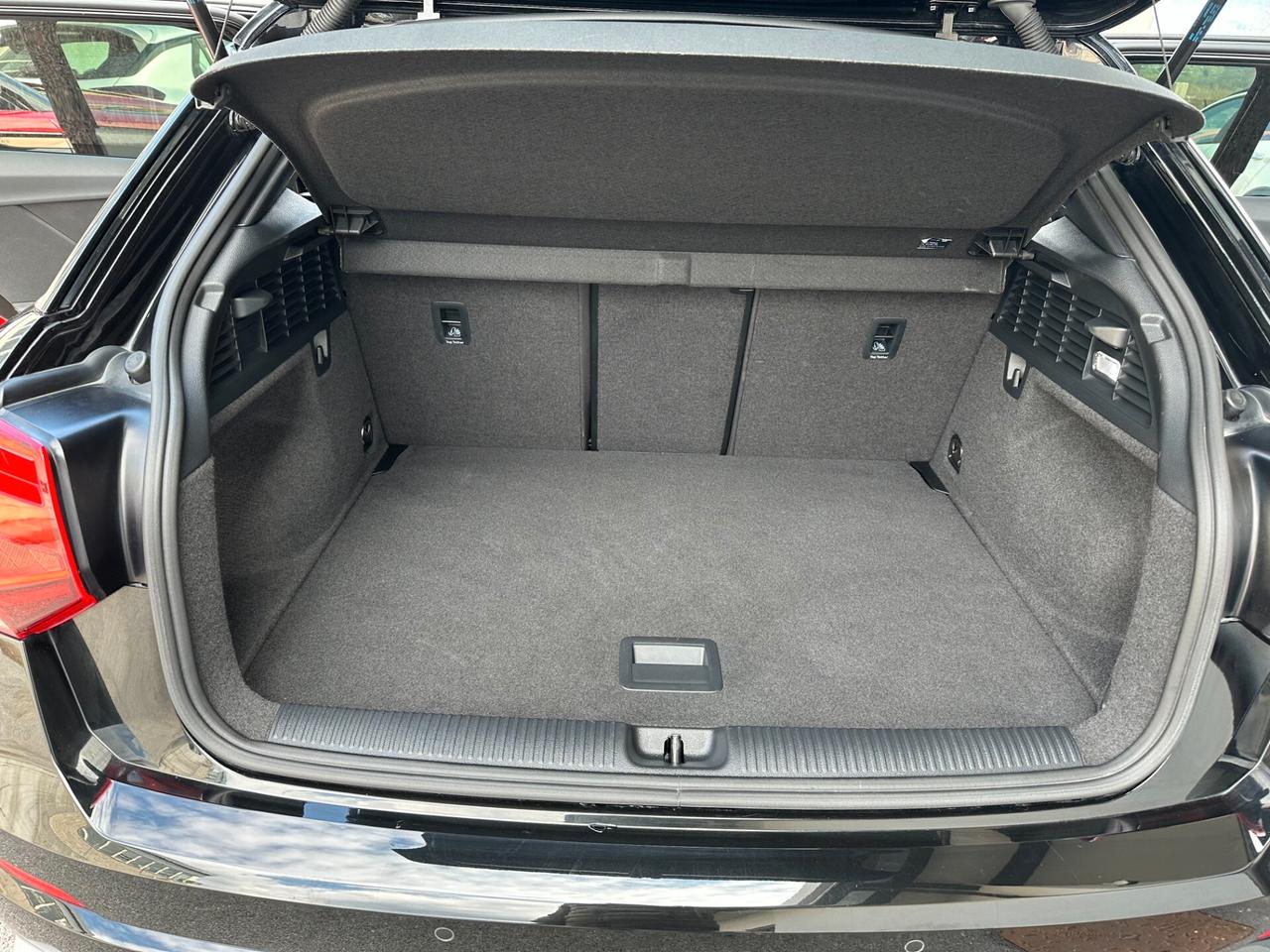 Audi Q2 SQ2 TFSI quattro S tronic