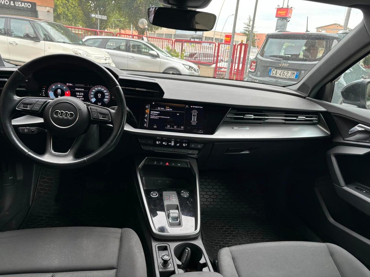 Audi A3 SPB 30 TDI Business Advanced