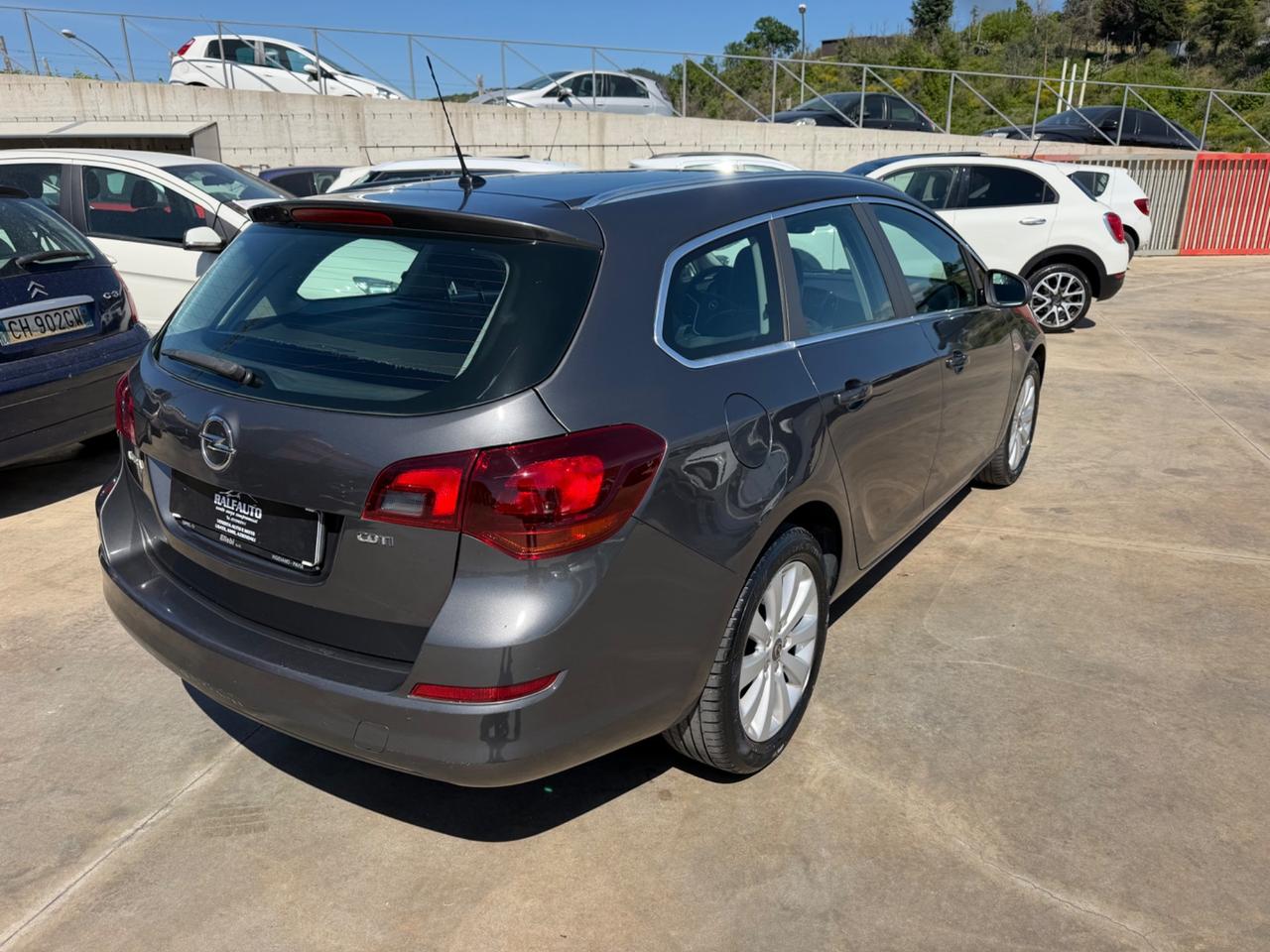 Opel Astra 1.7 CDTI 110CV Sports Tourer Cosmo
