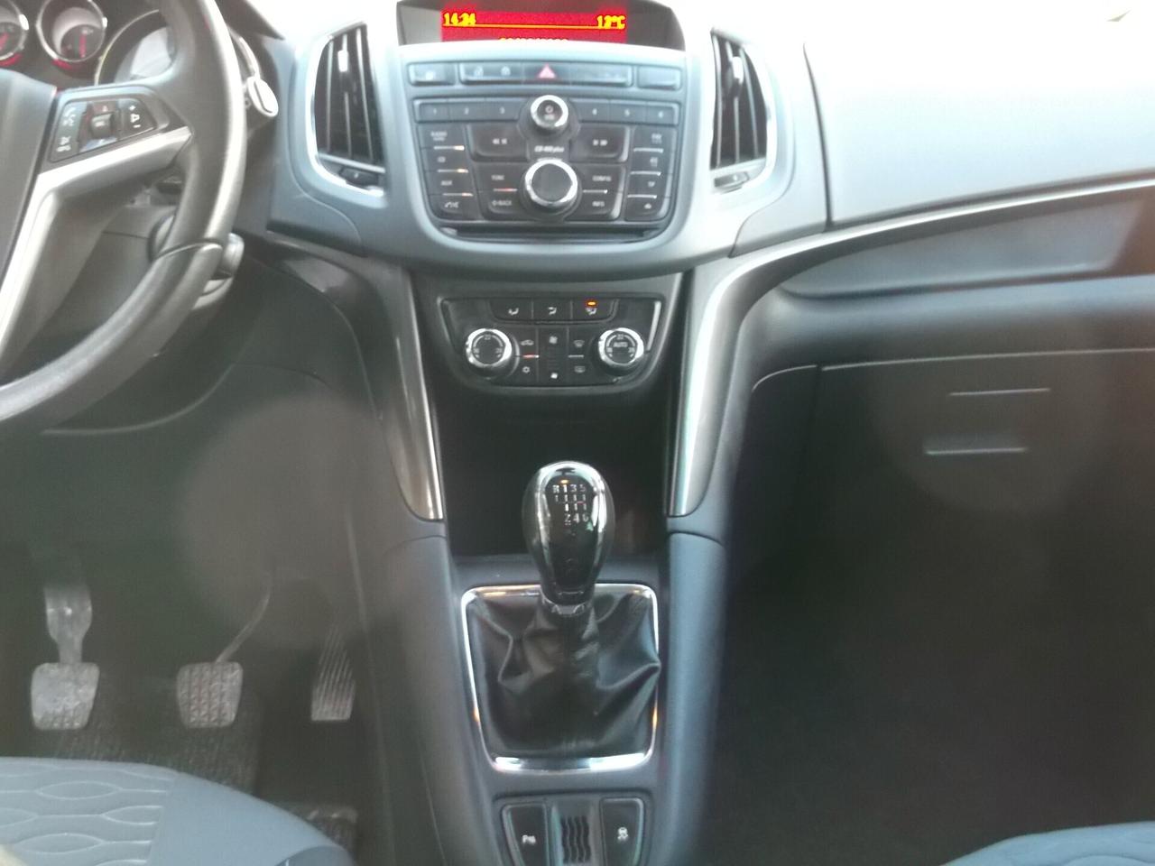 Opel Zafira 1.6 Turbo Metano 7 P. Full 2014