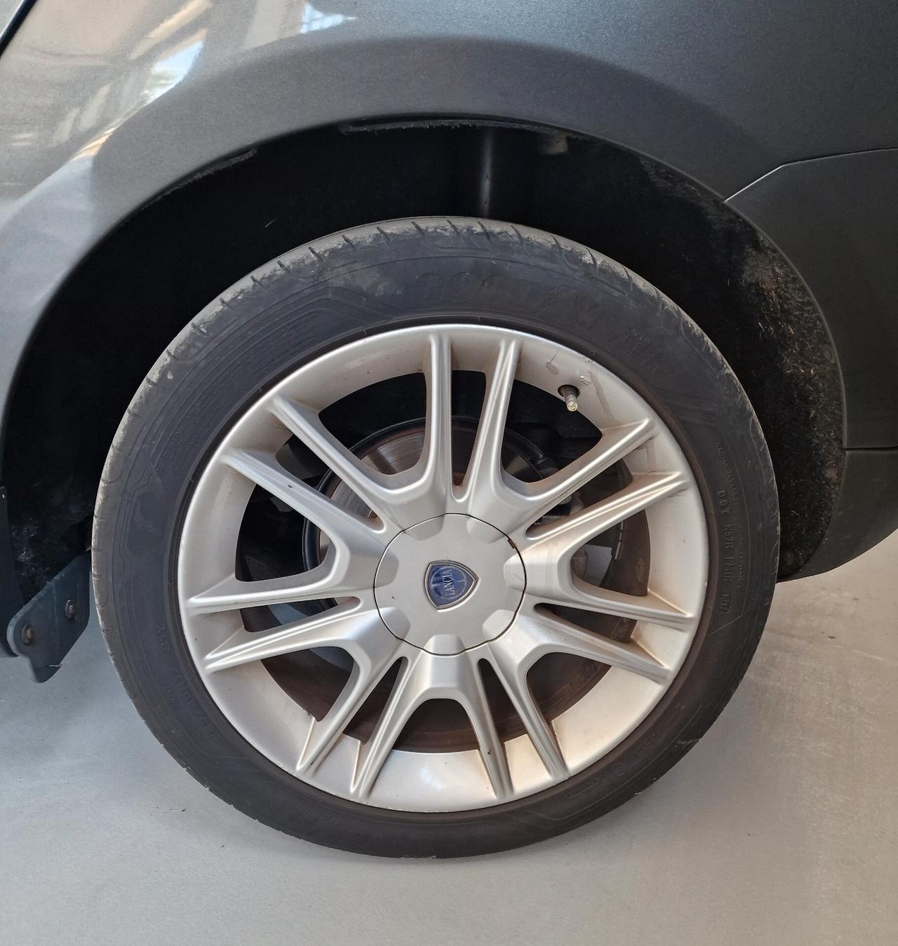 Lancia Delta 1.4 T-Jet 120 CV Oro Ecochic GPL