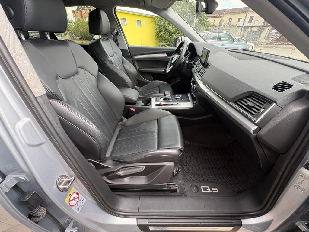 Audi Q5 2.0 TDI 190 CV quattro S tronic Business Sport