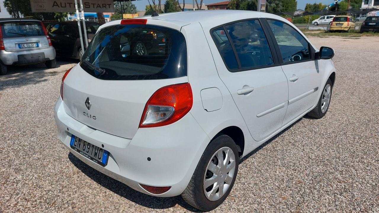 Renault Clio 1.2 16V 5 porte GPL Dynamique