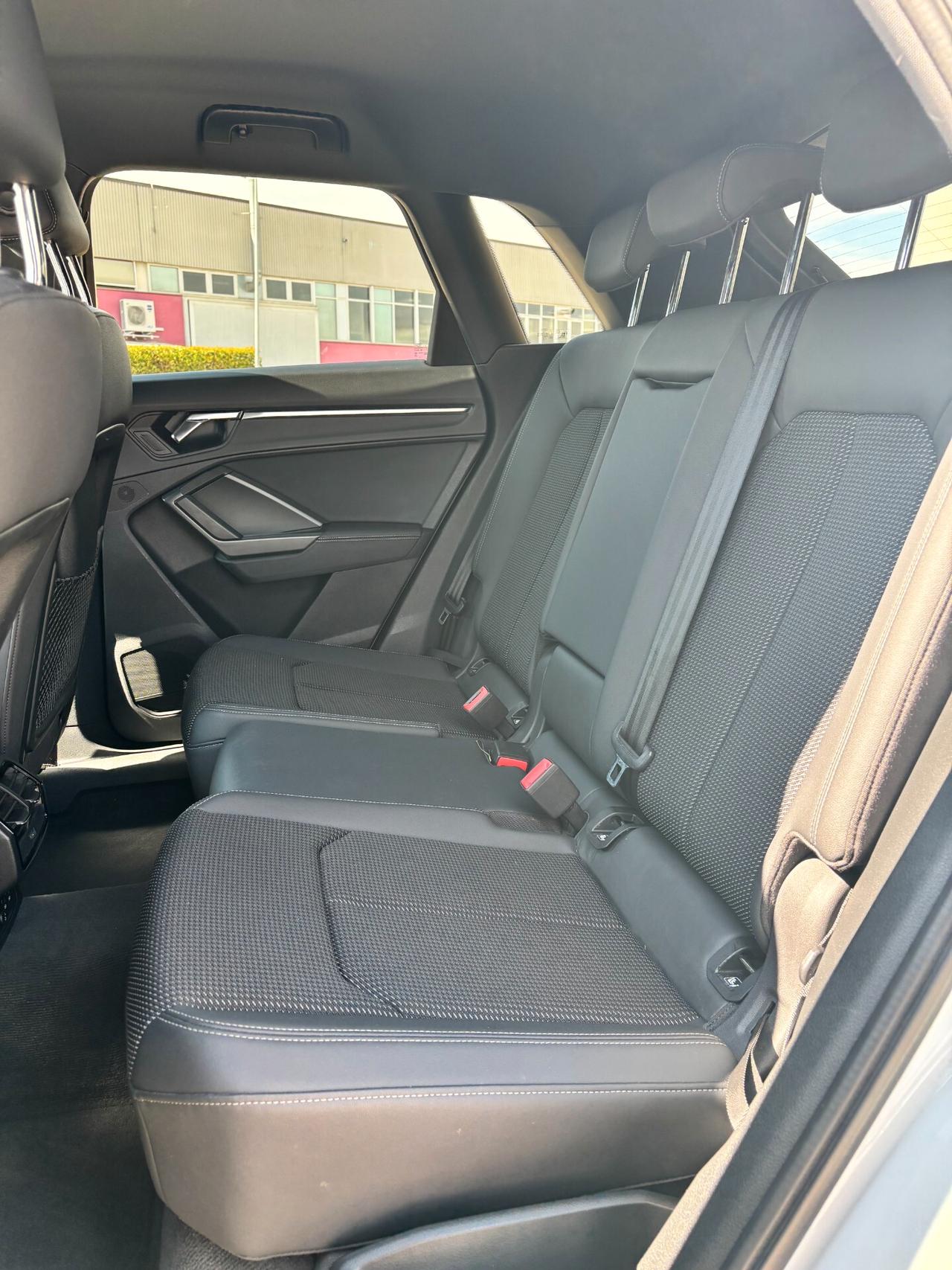 Audi Q3 35 TFSI S tronic line edition