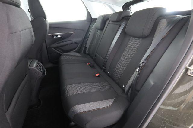 PEUGEOT 3008 3008 BlueHDi 130 EAT8 S&S Business