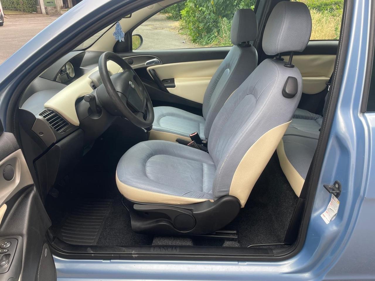 Lancia Ypsilon 1.2 16V Platino Benzina per Neopatentati