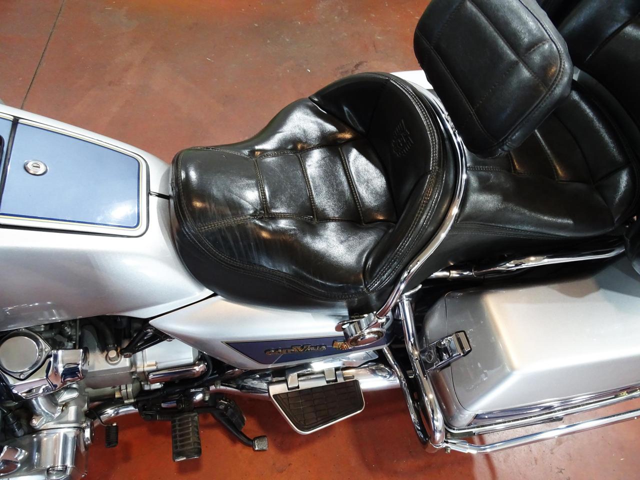 Honda GL 1200 Gold Wing Aspencade