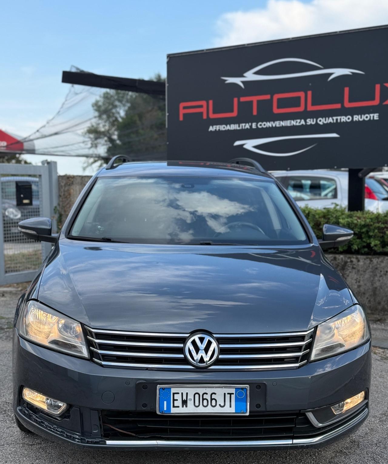 Volkswagen Passat Var. 2.0 TDI Highline NEOPATENTATI