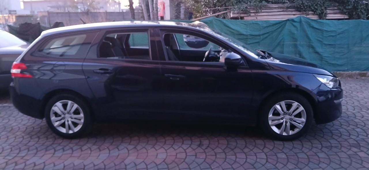 Peugeot 308 1.6 HDi s.w neopatentati
