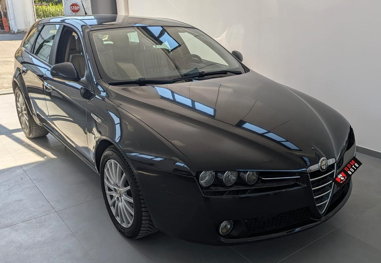 Alfa Romeo 159 1.9 JTDm Sportwagon Distinctive